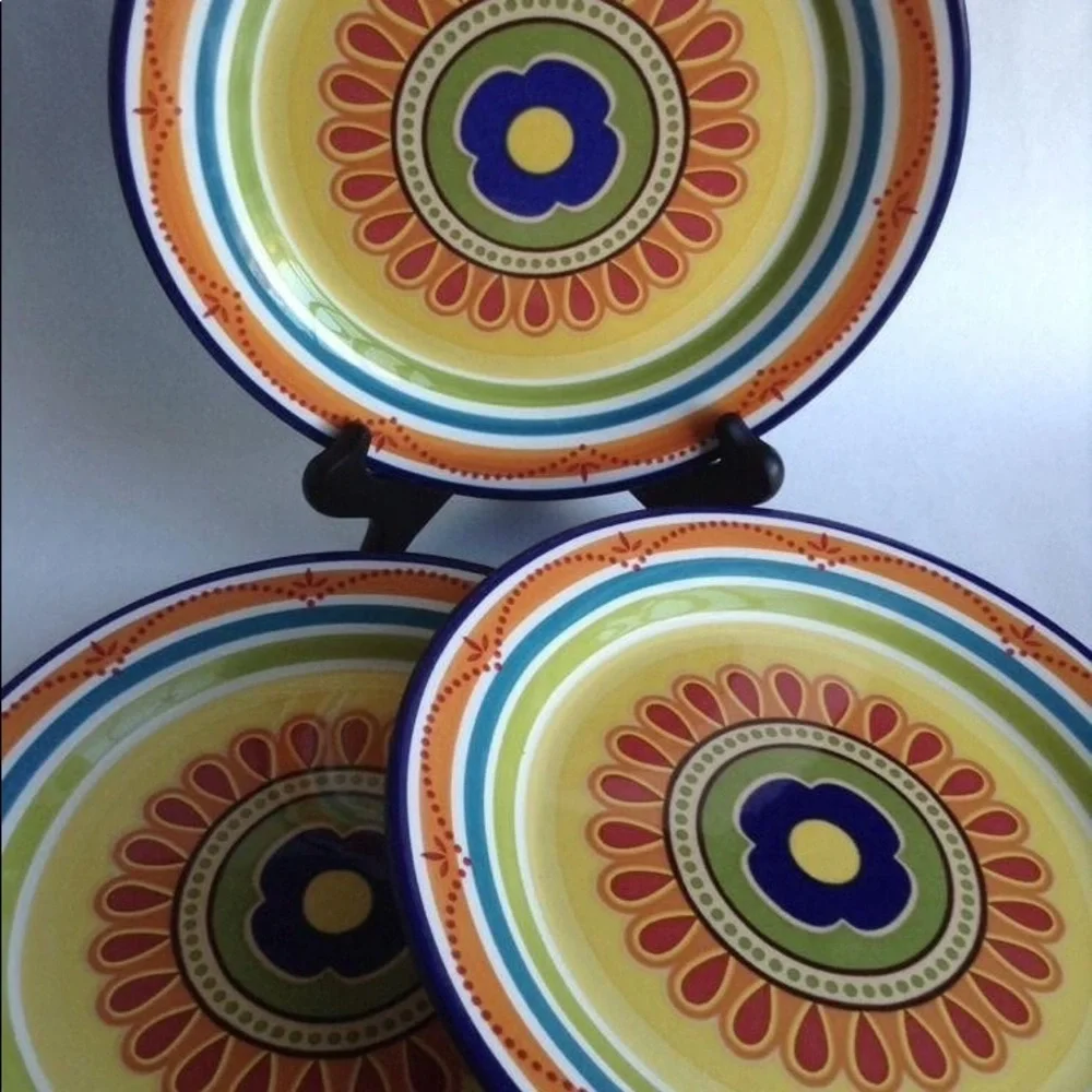 Pier 1 Mexicali Salad Plate